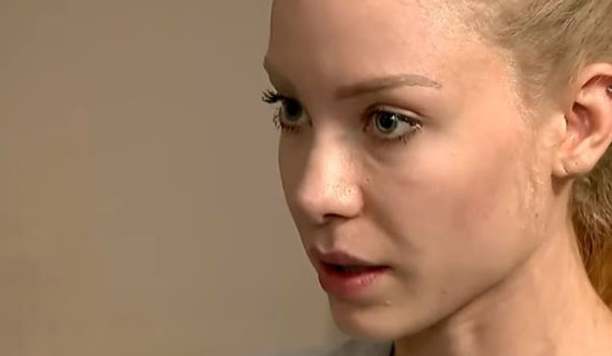 Najila Trindade teve passado revelado por revista (Foto: Divulgação/SBT)