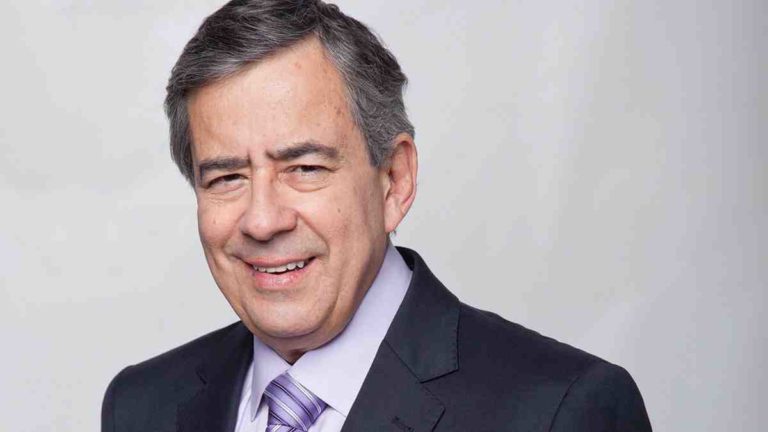 Paulo Henrique Amorim, após ser afastando da Record, tem programa totalmente voltado para sua homenagem Paulo Henrique Amorim, após ser afastando da Record, tem programa totalmente voltado para sua homenagem