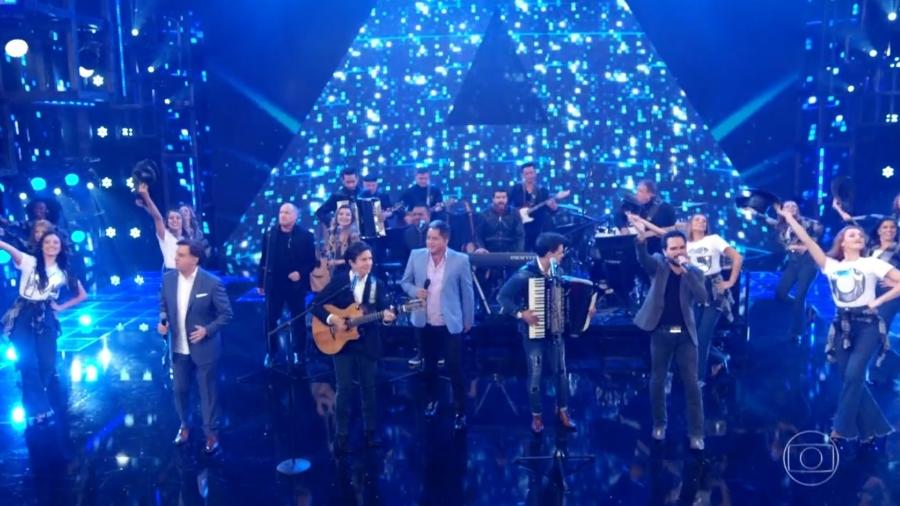 Os Amigos se apresentaram no Faustão neste domingo (20)