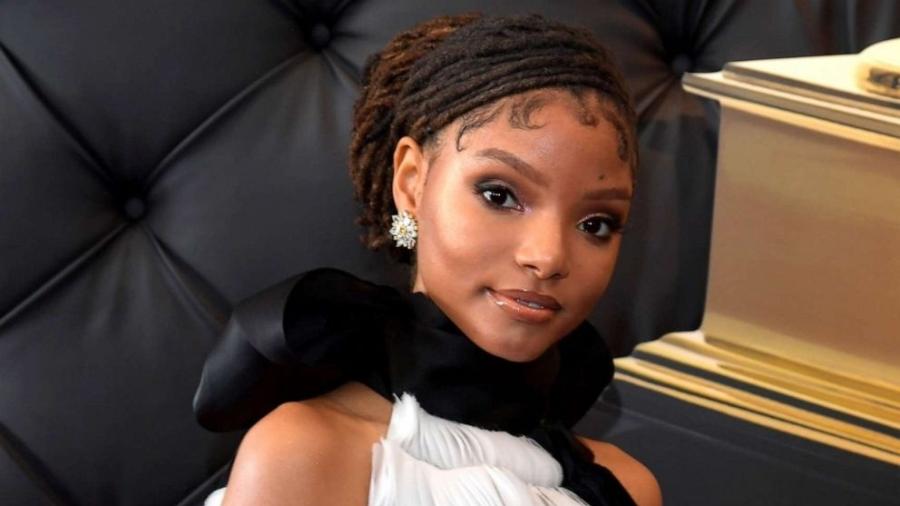 Saiba quem é Halle Bailey, que vai viver Ariel no live-action de A Pequena Sereia (Foto: Reprodução)
