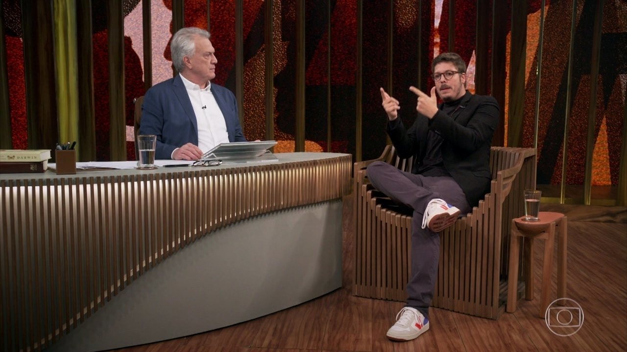 Fabio Porchat fala sobre o politicamente correto em Conversa com Bial (Imagem: Reprodução/ Globo)