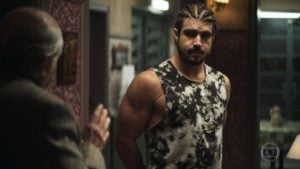 Rock prepara ataque certeiro para derrubar Josiane em A Dona do Pedaço da Globo (Foto: Reprodução)