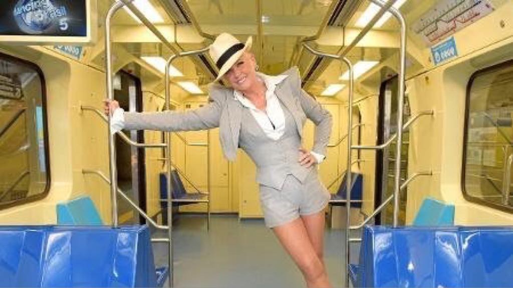 A apresentadora da Record, Xuxa durante gravação para o Dancing Brasil 5 (Imagem: Reprodução)