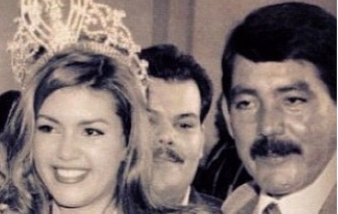 Alicia Machado e seu pai Don Arturo José Machado Díaz (Foto: Reprodução)