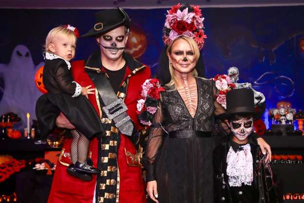 Eliana, ao lado do marido e dos filhos (Foto: Instagram)