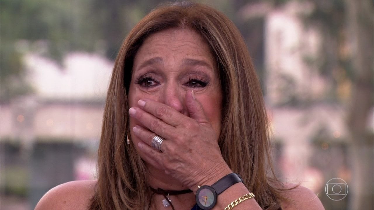 http://tvfoco.uai.com.br/wp-content/uploads/2015/05/Daniela-Mercury.jpg