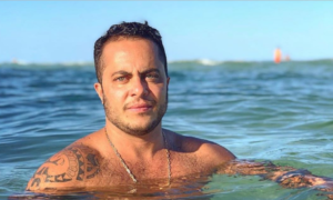 Thammy Miranda  resolveu falar abertamenet sobre depressão e aconselhou os seguidores, que estão passando por isso, a buscar ajuda (Reprodução/Instagram)