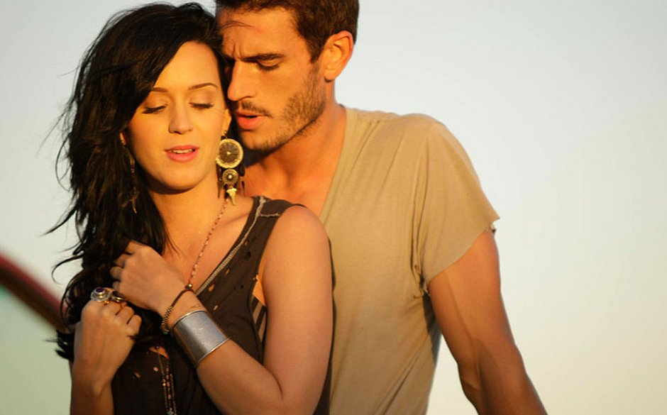 Katy Perry e Josh Kloss (Foto: Reprodução)
