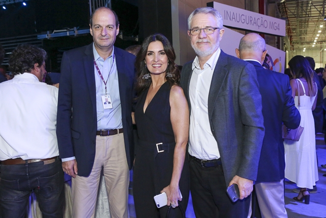 http://tvfoco.uai.com.br/wp-content/uploads/2015/05/Daniela-Mercury.jpg