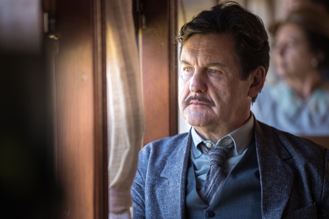 Júlio (Antonio Calloni) no remake de Éramos Seis (Foto: Globo/Raquel Cunha)