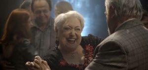 Suely Franco em cena como Marlene de A Dona do Pedaço na Globo (Foto: Reprodução)