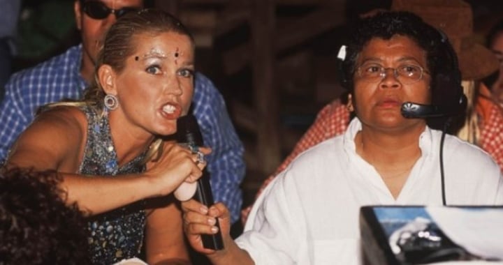 Xuxa ao lado de Marlene nos bastidores de programa. (Foto: Reprodução)