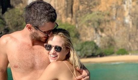 Luiza Valderato e seu novo namorado, Felipe Abad aproveitam juntinhos Fernando de Noronha Imagem: Instagram)
