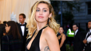 A cantora Miley Cyrus se pronunciou sobre o fim de seu casamento (Foto: Reprodução)