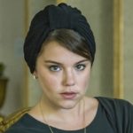 A atriz da Globo, Alice Wegmann está na novela das 18h Órfãos da Terra (Foto: Divulgação)