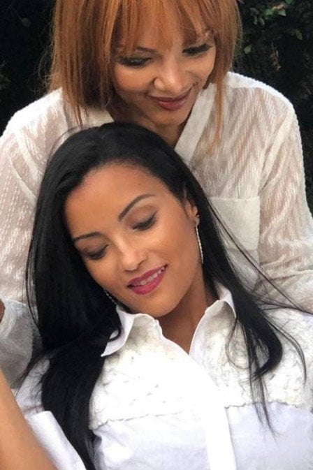 Flordelis ao lado da filha, Simone amante (Reprodução: Internet)