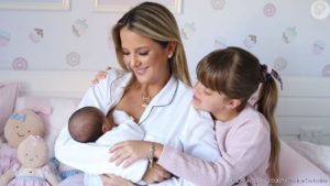 Ticiane Pinheiro, Rafaella Justus e Manuella (Foto: Reprodução)