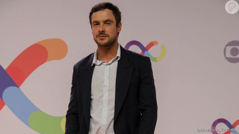 O ator Sérgio Guizé se preparava para o retorno de Candinho em A Dona do Pedaço (Foto:: Divulgação)