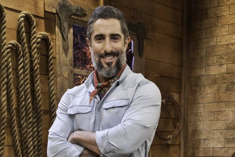 record Marcos Mion é o apresentador de A Fazenda (Foto: Reprodução)