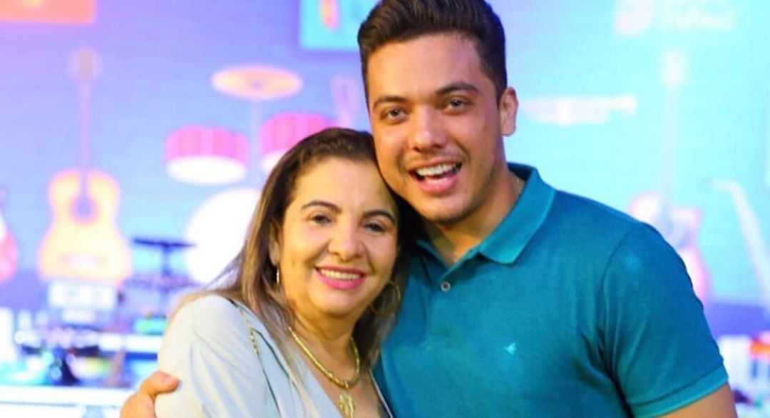 Wesley Safadão, Dona Bil, Mileide Mihaile