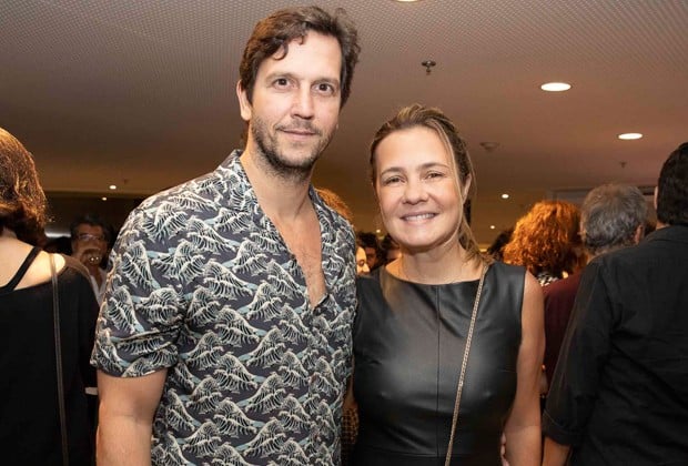 Vladimir Britcha e Adriana Esteves são um casal que estarão em Amor de Mãe