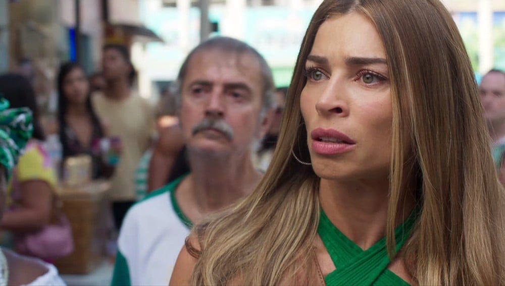 Paloma (Grazi Massafera) é a protagonista da novela Bom Sucesso, atual trama das sete da Globo. (Foto: Reprodução)