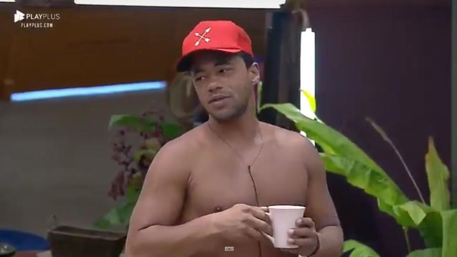 Phellipe voltou a criar uma situação difícil dentro do jogo (Foto: Divulgação)