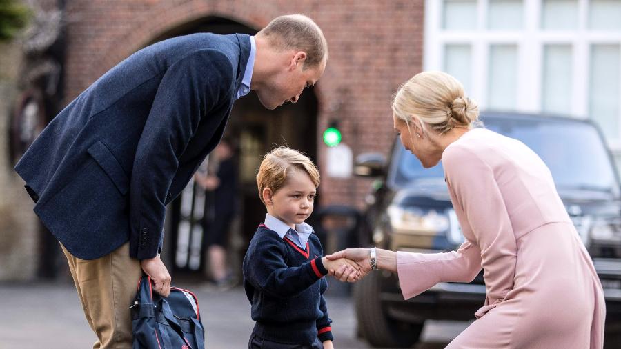 Príncipe William, Kate Middleton e príncipe George (Foto: Reprodução)