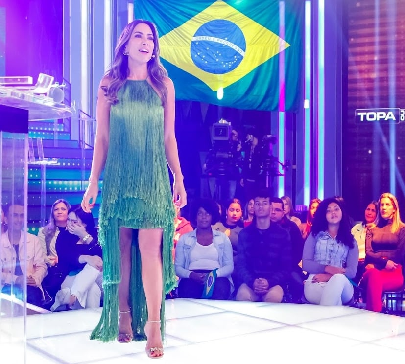 Patricia Abravanel de verde em comemoração ao 7 de Setembro (Foto: Divulgação)