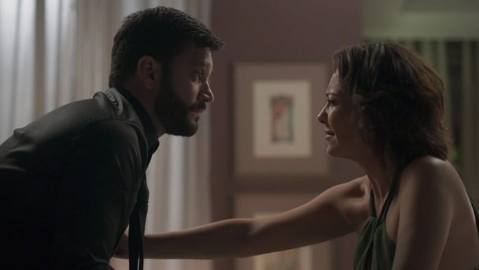 Diogo (Armando Babaioff) terá traição descoberta por Nana (Fabiula Nascimento) em Bom Sucesso (Foto: Reprodução/Globo)