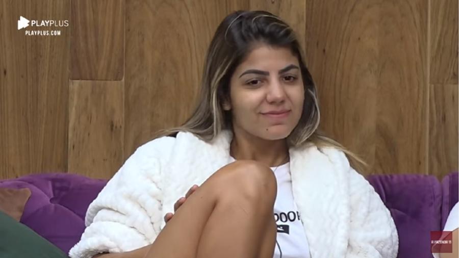 Em A Fazenda 2019, Hariany se pergunta o porquê ficou com Lucas no reality da Record (Imagem: Reprodução)