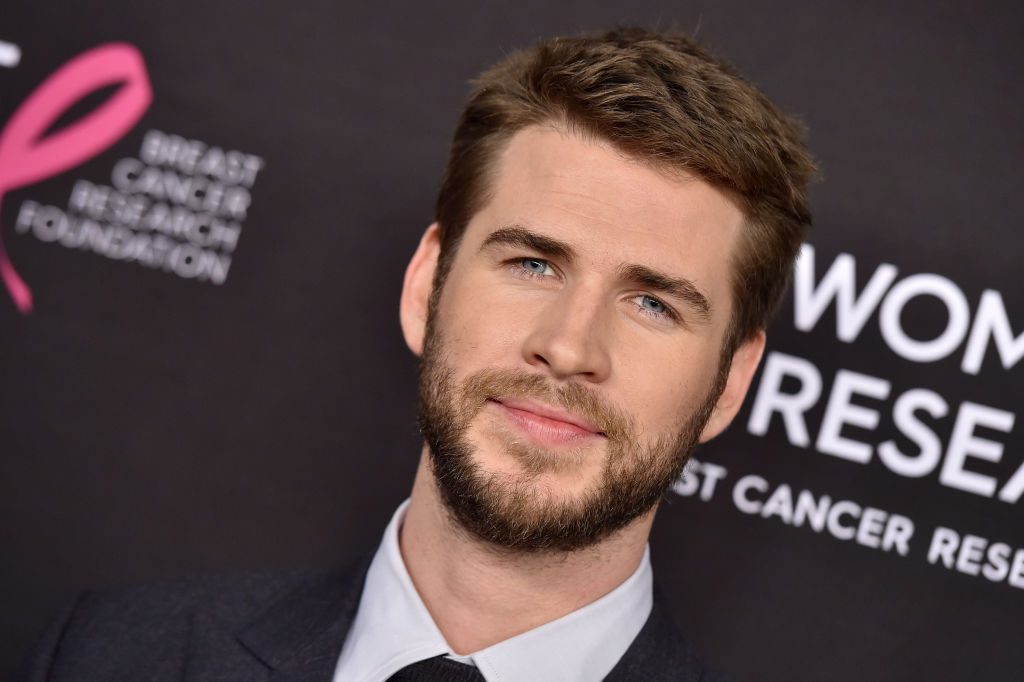 Depois do fim da relação com Miley Cyrus, Liam Hemswort engata nova relação com famosa atriz e surpreende a todos (Foto: Reprodução)