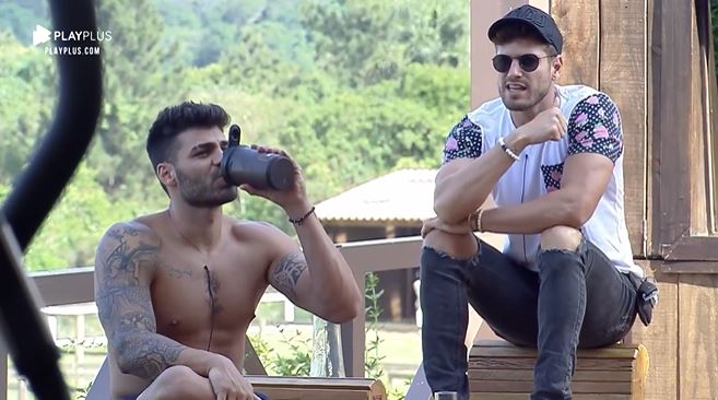Netto e Guilherme Leão (Foto: Reprodução/ PlayPlus)