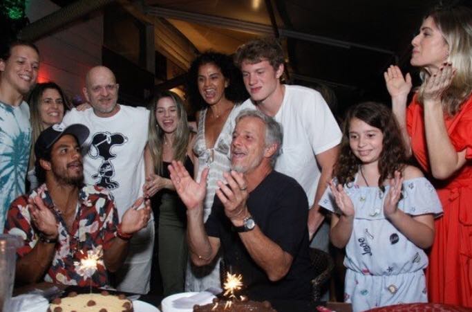 http://tvfoco.uai.com.br/wp-content/uploads/2015/05/Daniela-Mercury.jpg