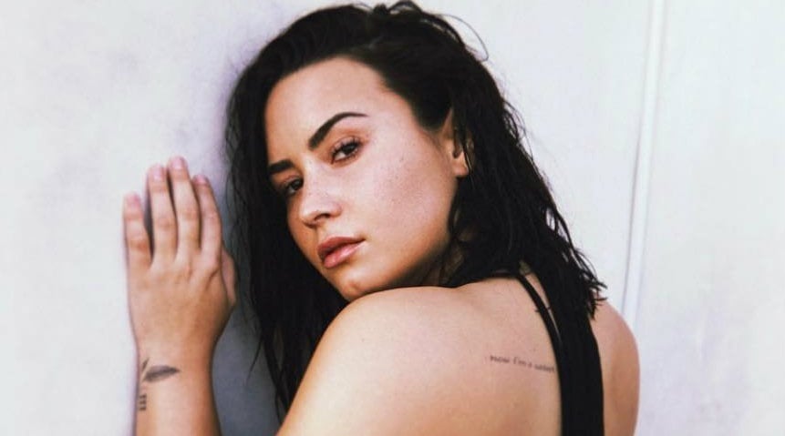 Demi Lovato publica foto fantasiada para o Halloween e mostra mais do que devia (Foto: Reprodução)