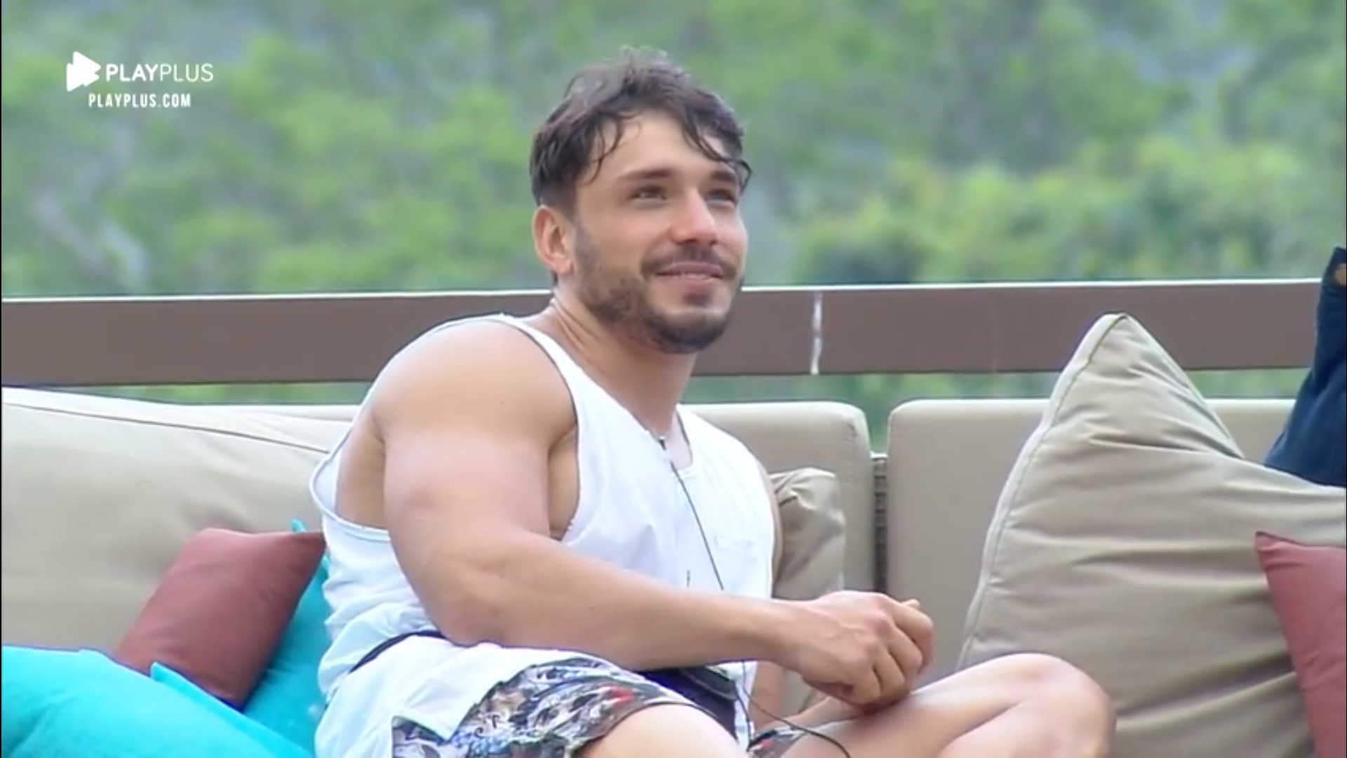 Lucas Viana, em A Fazenda 11, abre o jogo sobre sua sexualidade e revela o tipo de mulher que lhe atrai (Foto: Reprodução)