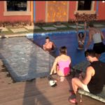 A Fazenda 2019: Peoa é flagrada se masturbando dentro da piscina e revolta participantes: “Que nojo”