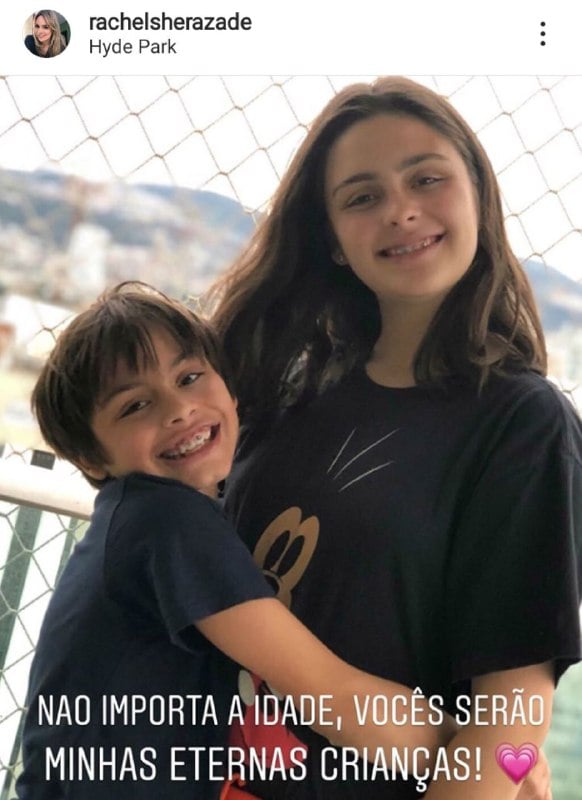 Rachel Sheherazade mostrou foto rara dos dois filhos (Foto: Reprodução/ Instagram)