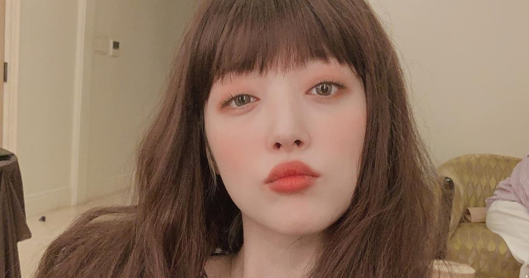 Após suicídio da cantora K_Pop Sulli, lei é criada para tentar acabar com o bullyin virtual (Foto: Reprodução)