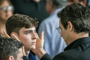 O apresentador com João Augusto, filho de Gugu (Foto: Divulgação)