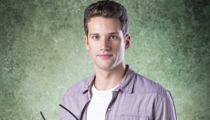 Felipe (Arthur Sales) em Bom Sucesso (Foto: Globo/João Cotta)