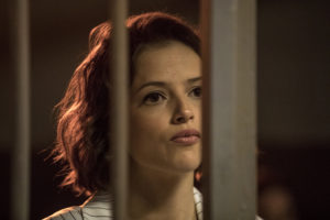 Josiane ( Agatha Moreira ) presa com cara de...