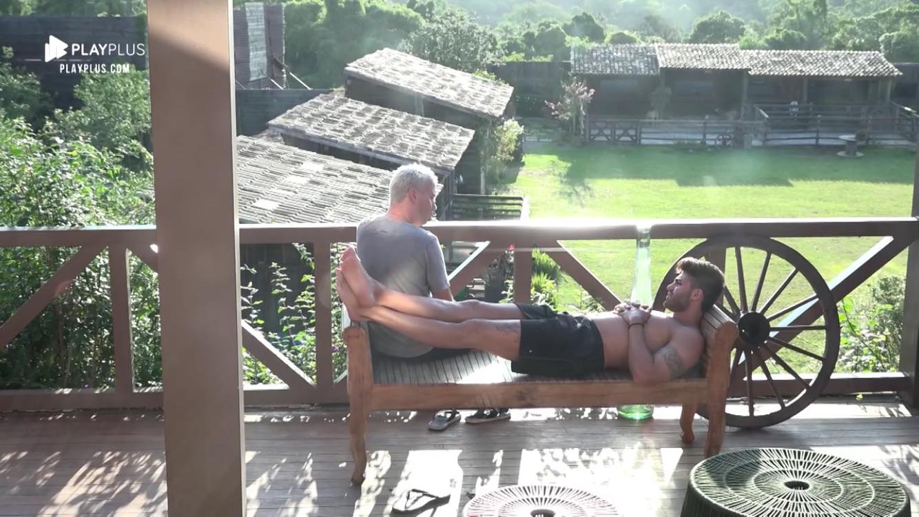 Netto e Viny Vieira falam sobre Roça em A Fazenda 11 da Record (Reprodução: PlayPlus)