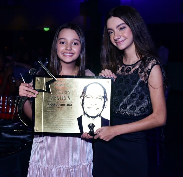 http://tvfoco.uai.com.br/wp-content/uploads/2015/05/Daniela-Mercury.jpg