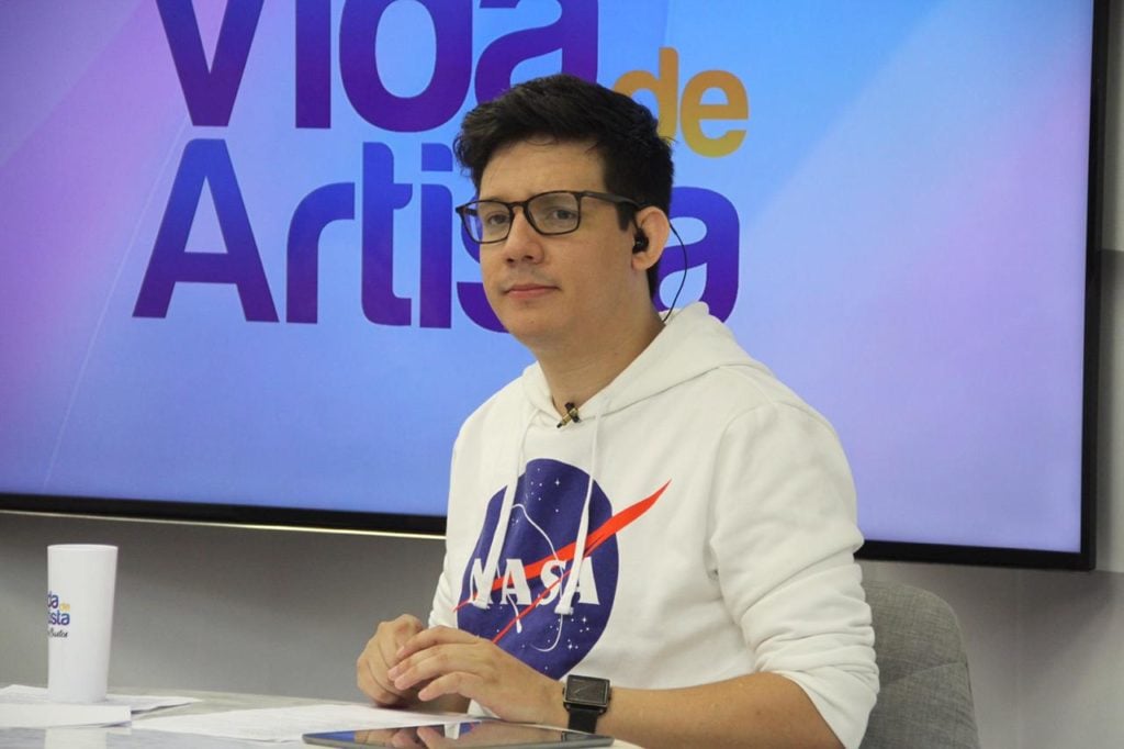 Erlan Bastos no Fofocalizando - Vida de Artistas (Foto:Divulgação)