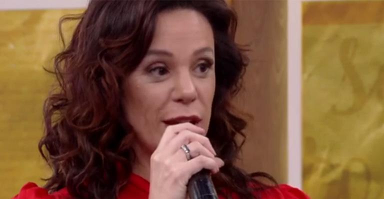 http://tvfoco.uai.com.br/wp-content/uploads/2015/05/Daniela-Mercury.jpg