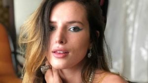 Bella Thorne ousa na fantasia de Hallowen e recebe muitas críticas na web (Foto: Reprodução)
