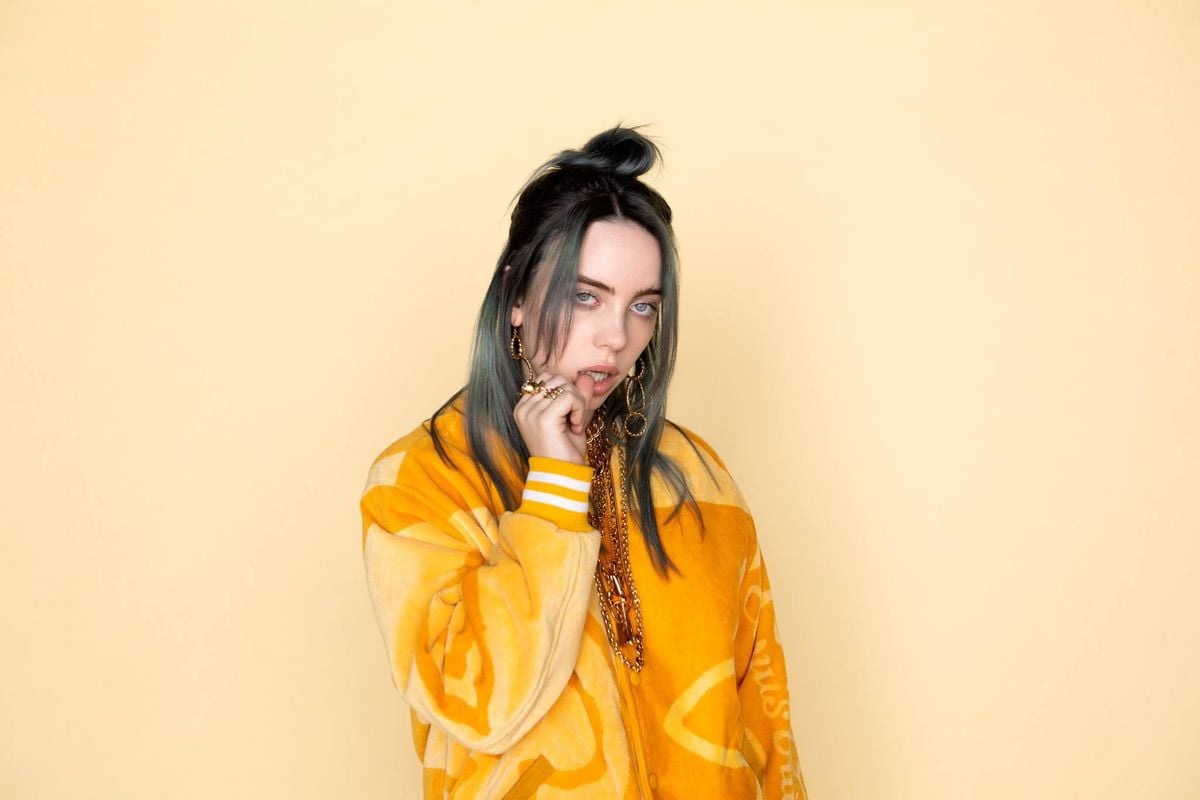 Billie Eilish é vaiada após se negar assinar autógrafos para seus fãs (Foto: Reprodução)