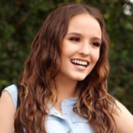 Larissa Manoela passa por intervenção cirúrgica