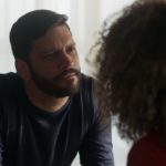 Diogo em cena de Bom Sucesso (Foto: Reprodução/Globo)